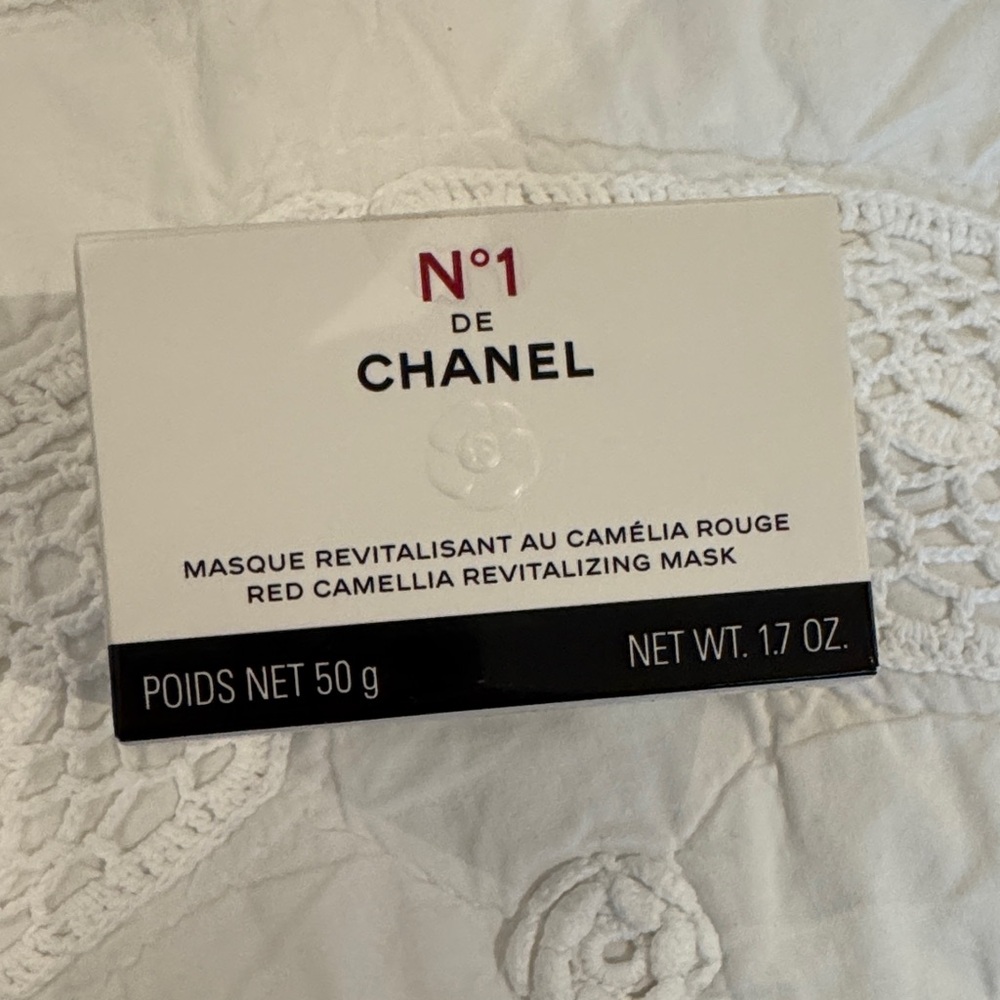 CHANEL No. 1 Red Camellia revitalizing Mask 1.7 Oz luxury high end skincare NEW